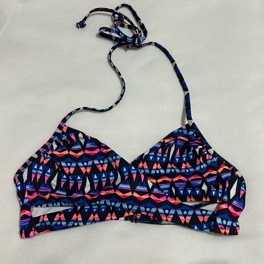 VS PINK Aztec print bikini top size Small